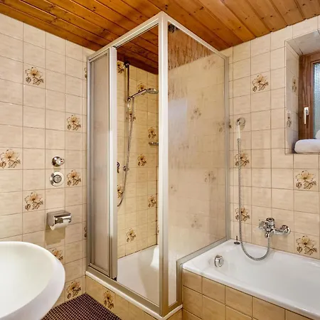 An Den Bergen Apartment *